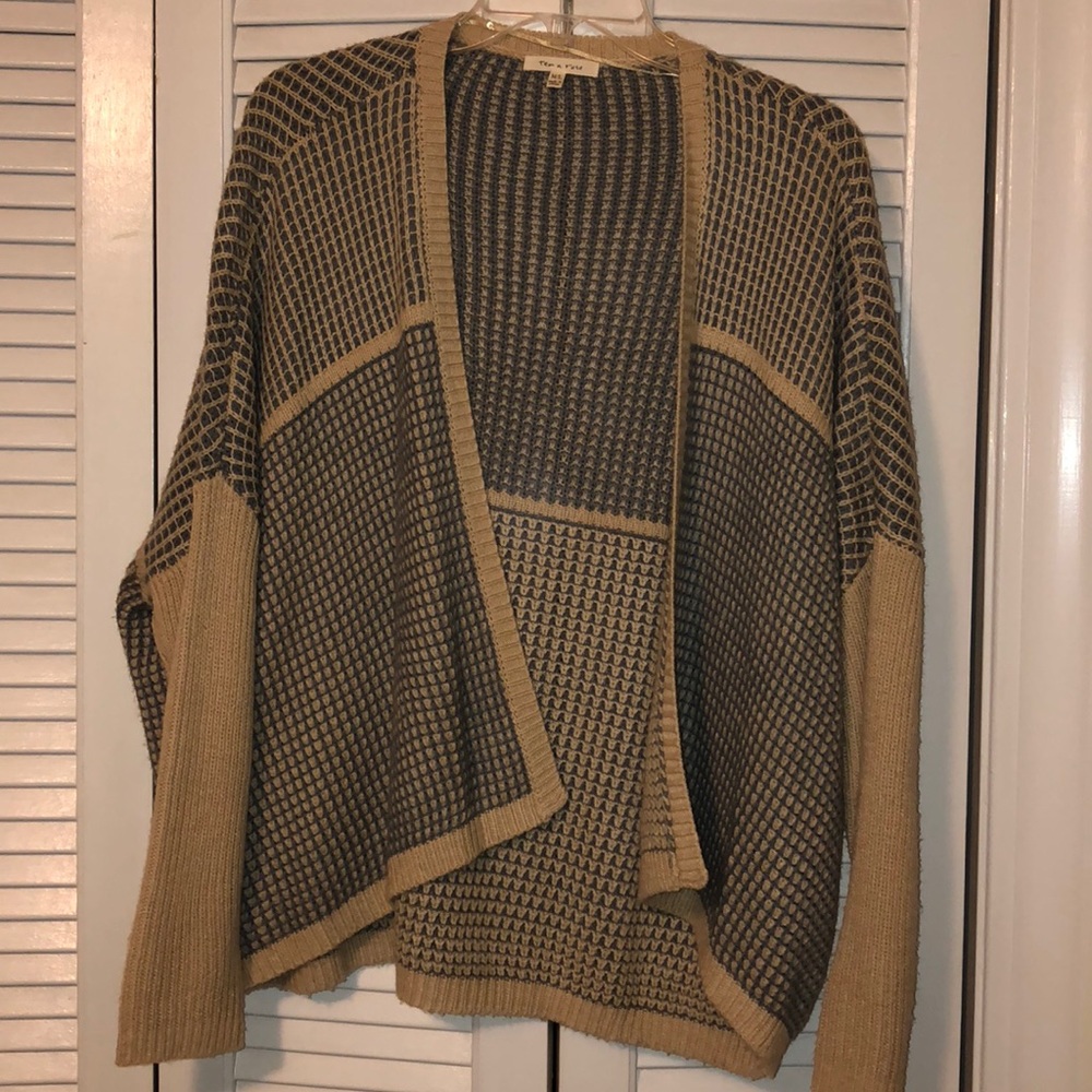 Oversized cardigan - super comfy! Size M/L
